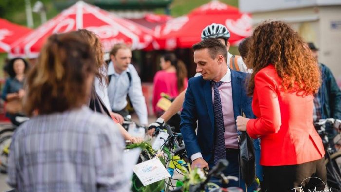 Business pe Bicicletă: pedalează pentru un scop nobil