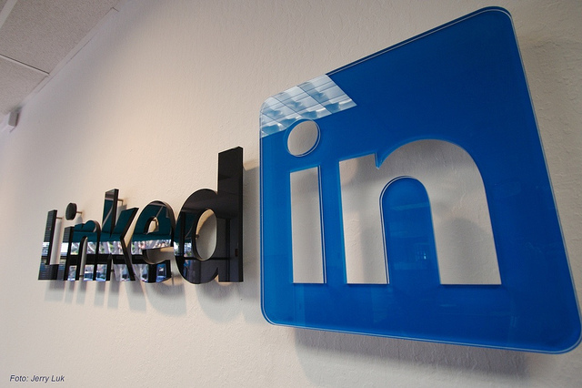 Cum îţi salvează Linkedin relaţiile de business