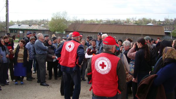 200 de familii din judeţul Galaţi s-au „înnoit” de Paşti