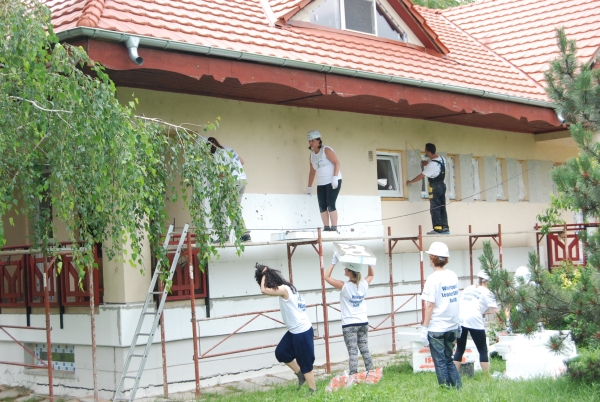 Leadershipul feminin se clădește prin voluntariat - Galerie Foto