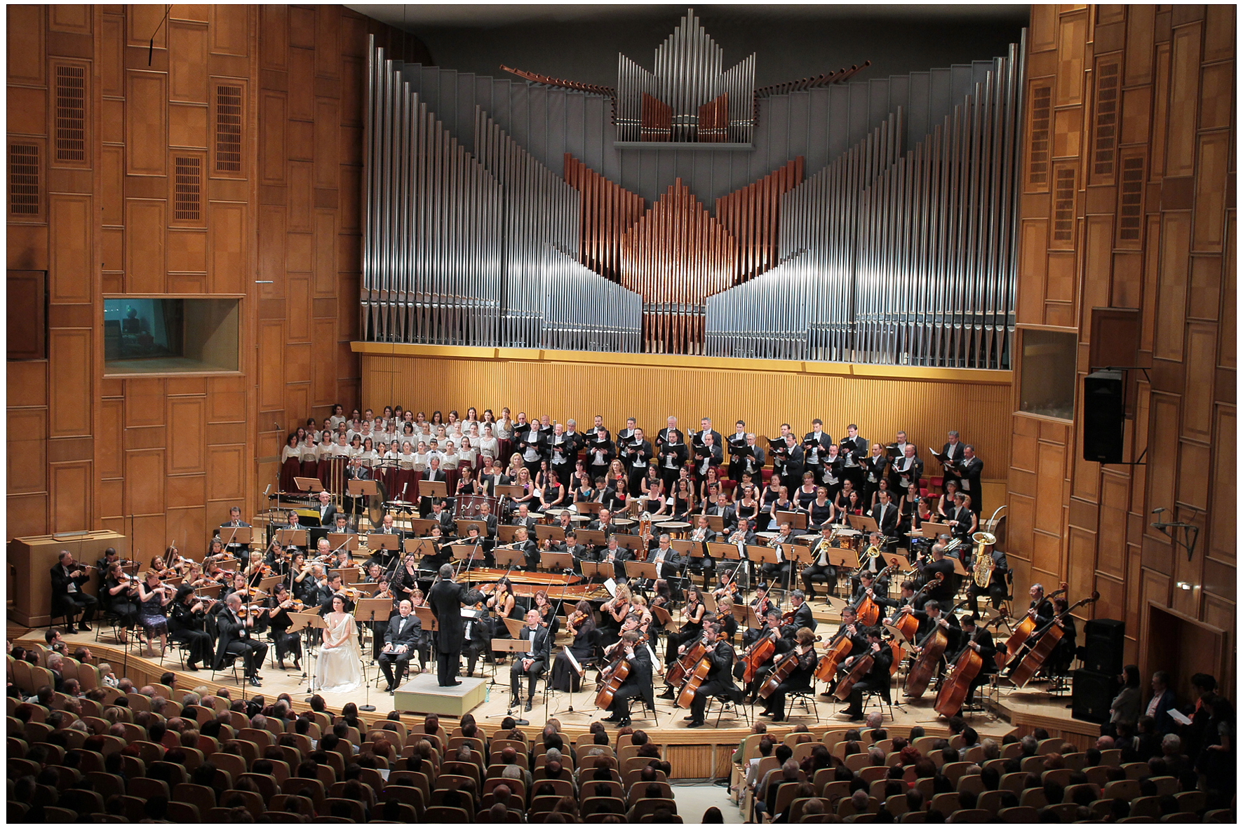 Concert extraordinar de Crăciun pe scena Sălii Radio