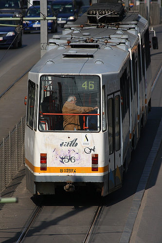 Angajatii RATB, Metrorex, CFR si Tarom ar putea intra in greva pe 31 mai