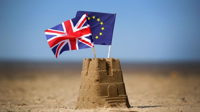 Bursele europene scad. Brexitul a intrat în linie dreaptă