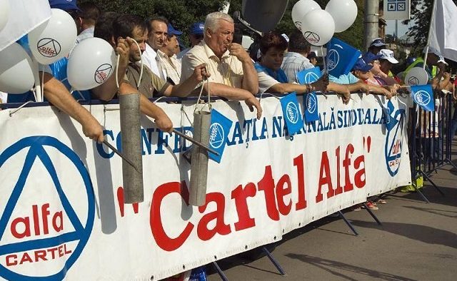 Miting la Parlament. Sindicatele merg cu sacul la pomul lăudat