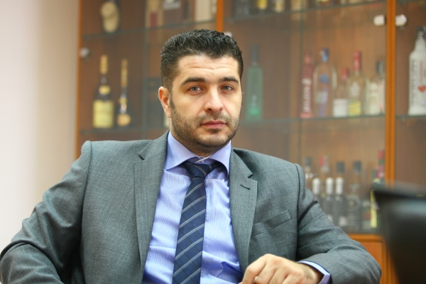 Omul angajat să salveze companiile de la „înec”