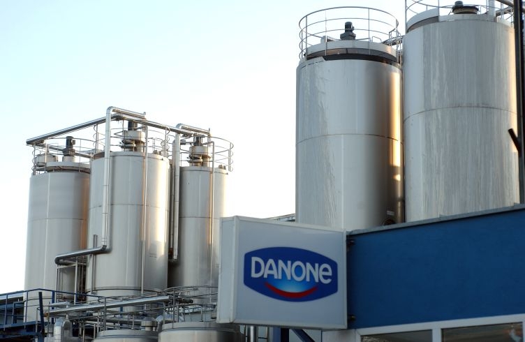 Angajatii Danone vor lua o gura de 