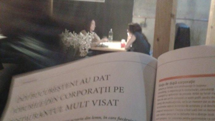 Doi bucureșteni au dat joburile din corporații pe restaurantul mult visat