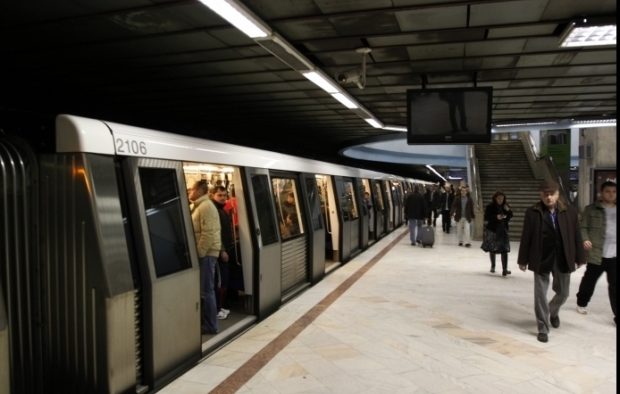 Angajaţii de la metrou ar putea declanşa o grevă generală