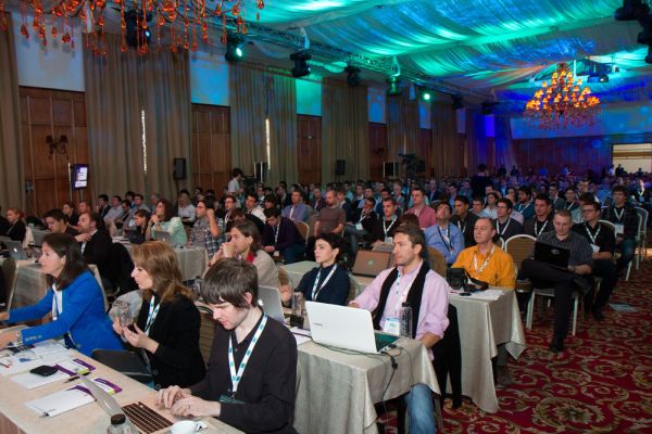 Mai este o săptămână până la How to Web 2012