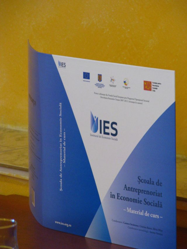 IES a instruit 119 antreprenori în economia socială