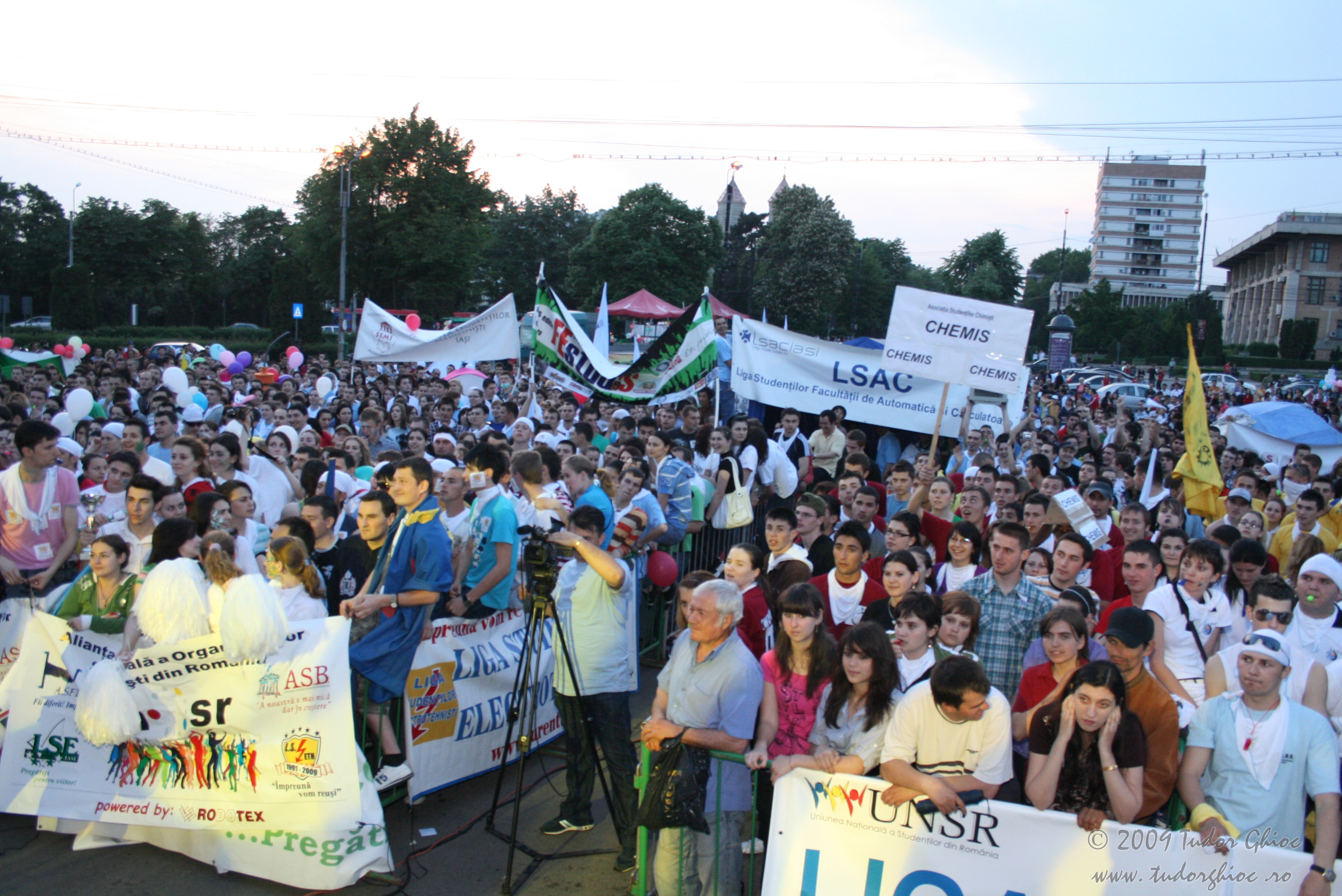 Studenţii ieşeni se pregătesc de Festival