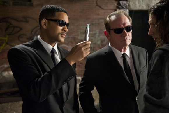 Castiga o invitatie dubla la filmul „Men in black 3”