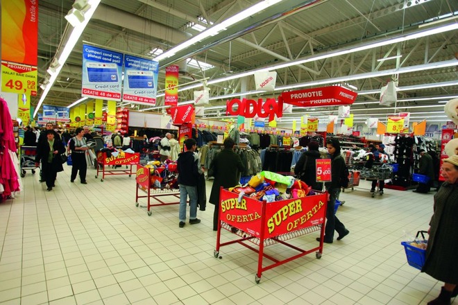 Goana după promoţii. Ce se ascunde în spatele ofertelor retailerilor