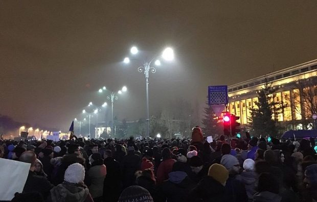 Cultura leadershipului se poate învăța în stradă? Ce trebuie să stiți când mergeți cu copiii la proteste