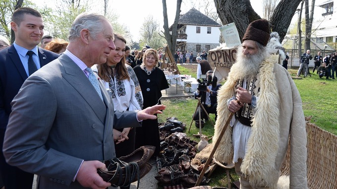 Prinţul Charles a primit titlul de doctor Honoris Causa al UBB şi a ţinut un discurs în română (VIDEO)