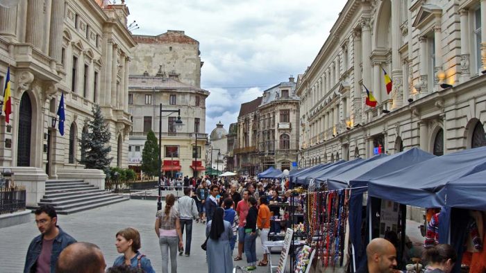 Weekend prelungit, dar cine va munci de Ziua Muncii?