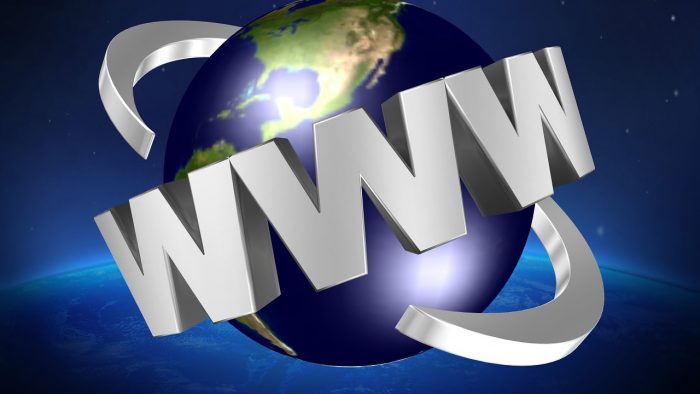 La 30 de ani de World Wide Web, oamenii vor un acces mai facil la educație